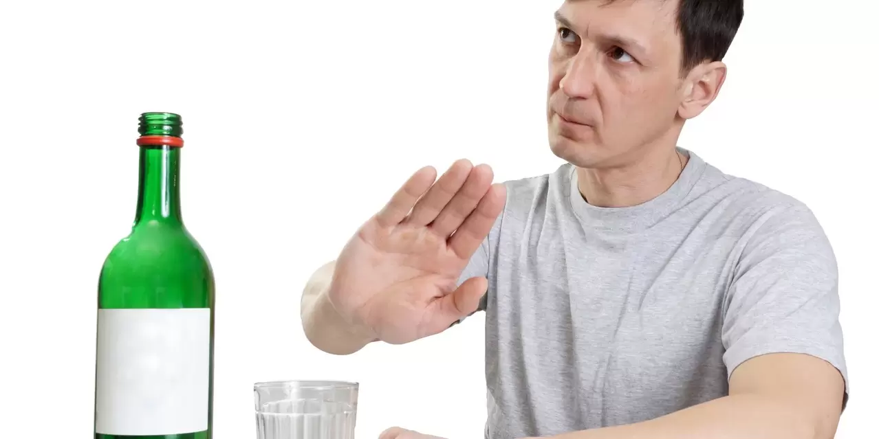 Vyras atsisako alkoholio