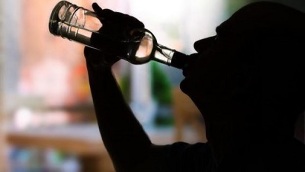 pirmieji alkoholizmo požymiai ir simptomai